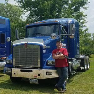 Meet your Posher, Mark